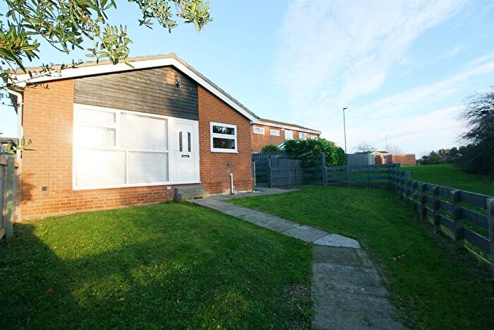 3 Bedroom Bungalow To Rent In Horncliffe Walk, West Denton Park, Newcastle Upon Tyne, NE15