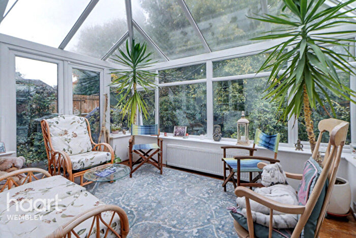 3 Bedroom Semi-Detached House For Sale In Moyne Place, London, NW10