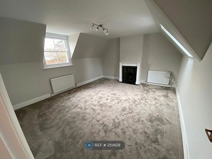 2 Bedroom Flat To Rent In Kidbrooke Park Road, London, SE3