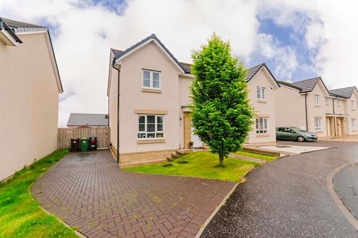 3 Bedroom Semi-Detached House For Sale In Braemar Walk, Kilmarnock, KA3