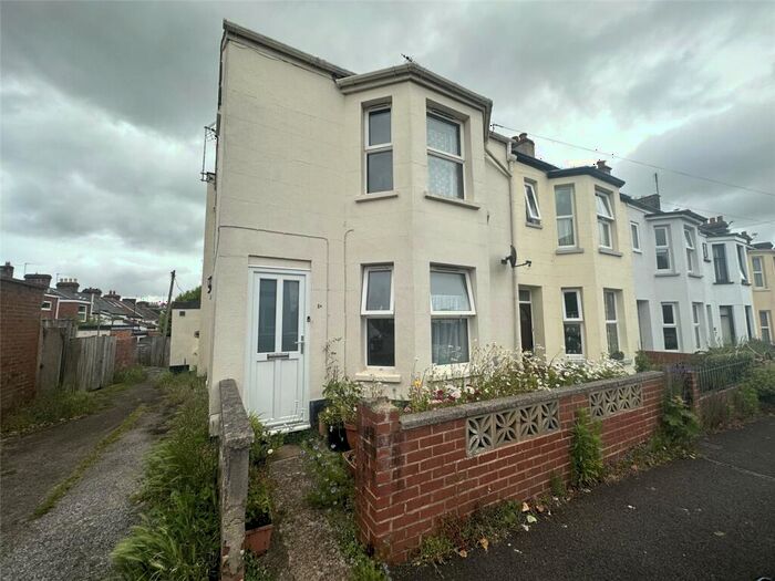 1 Bedroom Apartment To Rent In Roseland Crescent, Exeter, Devon, EX1