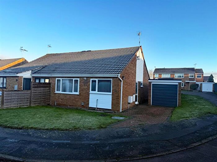 2 Bedroom Bungalow For Sale In Dribdale, Fleckney, Leicestershire, LE8