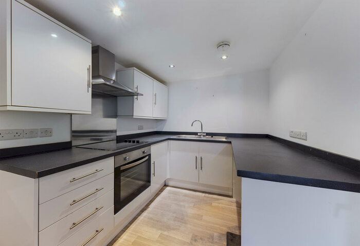 2 Bedroom Apartment To Rent In Hendra Vale, Launceston, Cornwall, PL15