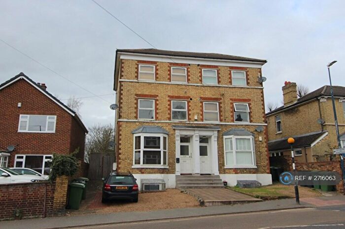 1 Bedroom Flat To Rent In Boxley Road, Penenden Heath, Maidstone, ME14