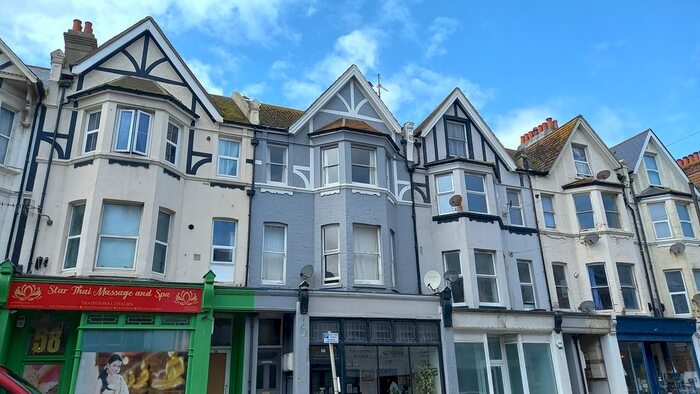 2 Bedroom Flat To Rent In Sackville Road, Bexhill-On-Sea, TN39
