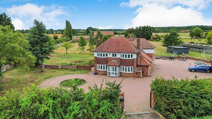 5 Bedroom Detached House For Sale In Thorncote Farm, Thorncote, SG19