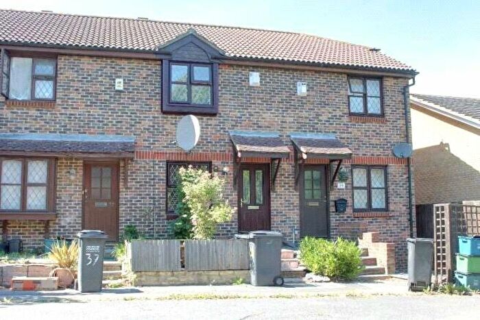 2 Bedroom Terraced House To Rent In Chancellor Gardens, South Croydon, CR2