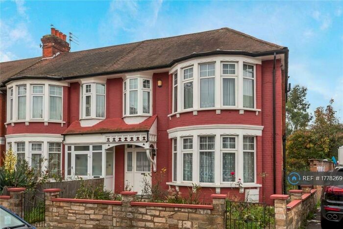 5 Bedroom Semi-Detached House To Rent In Berkshire Gardens, London, N13