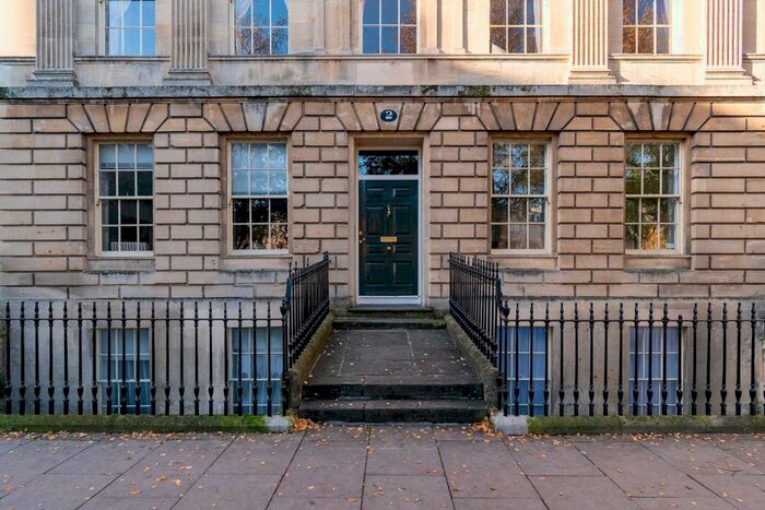 1 Bedroom Flat To Rent In Laura Place, Bath, BA2