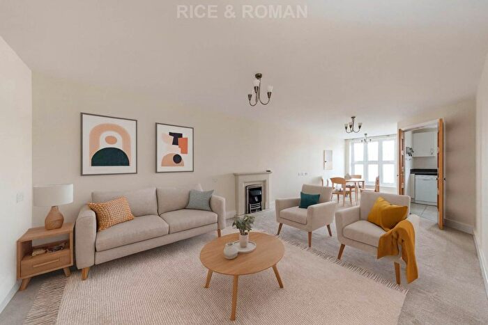 2 Bedroom Flat For Sale In Swift House, Maidenhead, SL6