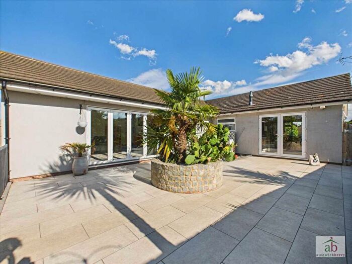 4 Bedroom Bungalow For Sale In Penzance Road, Kesgrave, IP5