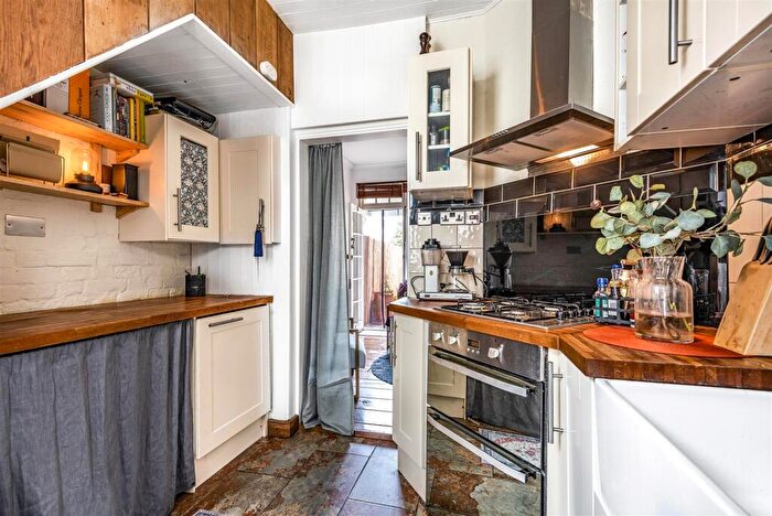 1 Bedroom Terraced House To Rent In Wembley Park, HA9