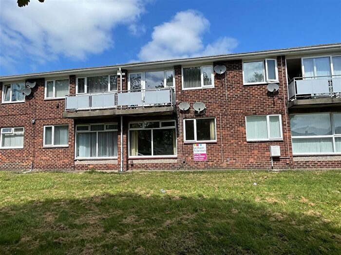 1 Bedroom Flat For Sale In Hanover Drive, Blaydon-On-Tyne, NE21