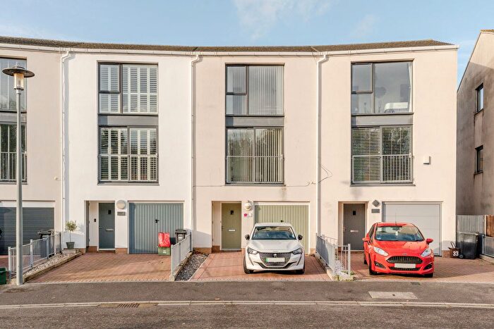 4 Bedroom Town House For Sale In Pennant Place, Portishead, BS20
