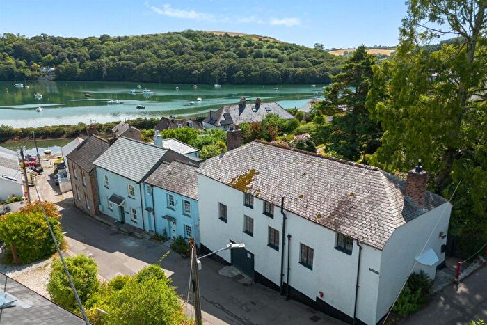 3 Bedroom Cottage For Sale In Fore Street, Golant, PL23