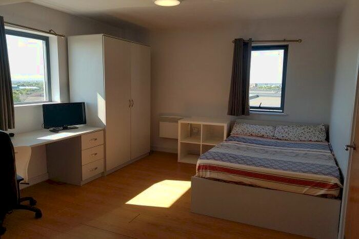 1 Bedroom Studio To Rent In Chatam Place, Liverpool, L7