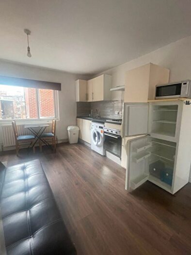 Studio To Rent In Luton, LU1