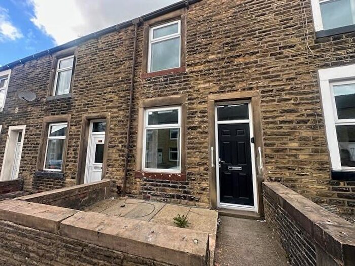 2 Bedroom House To Rent In Oak Street, Colne, BB8
