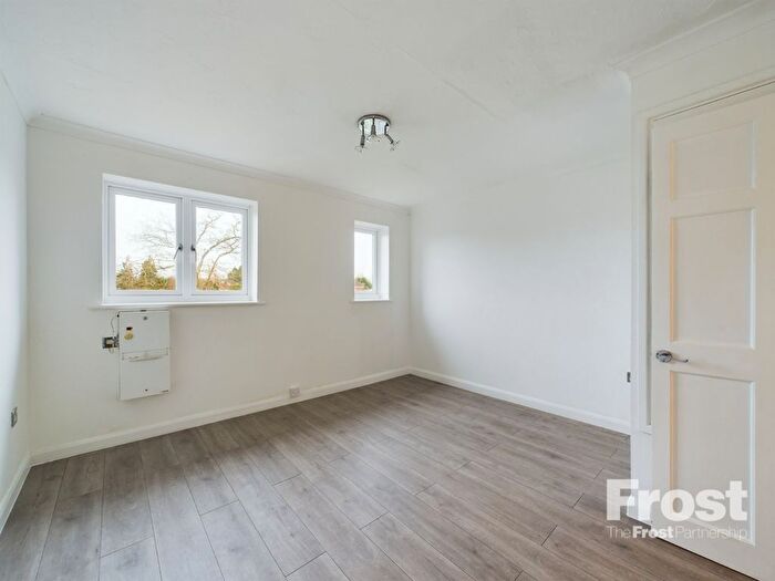 1 Bedroom Terraced House To Rent In Shellfield Close, Staines-Upon-Thames, Surrey, TW19