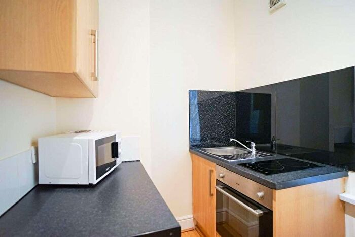 Studio To Rent In Flat, Harcourt Road, Crookesmoor, S10