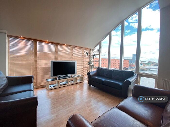 3 Bedroom Penthouse To Rent In Liverpool, Liverpool, L3