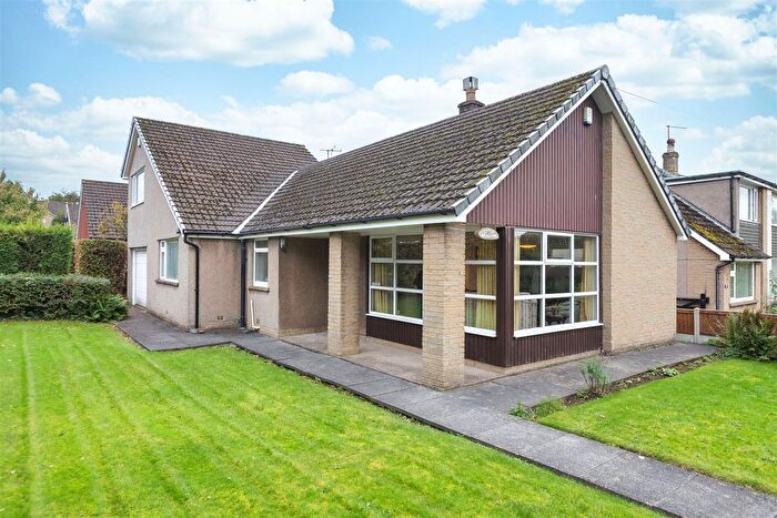 4 Bedroom Detached House For Sale In Hawthorn Avenue, Brookhouse, Lancaster, LA2