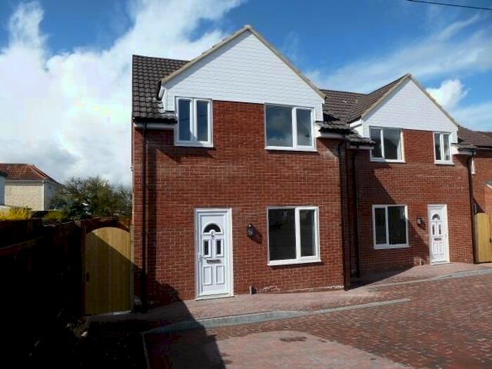 3 Bedroom Property To Rent In Meadow Lane, Westbury, BA13