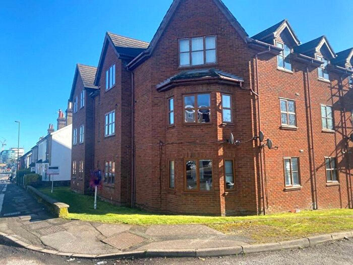1 Bedroom Apartment To Rent In Wilton Road, Redhill, Surrey, RH1