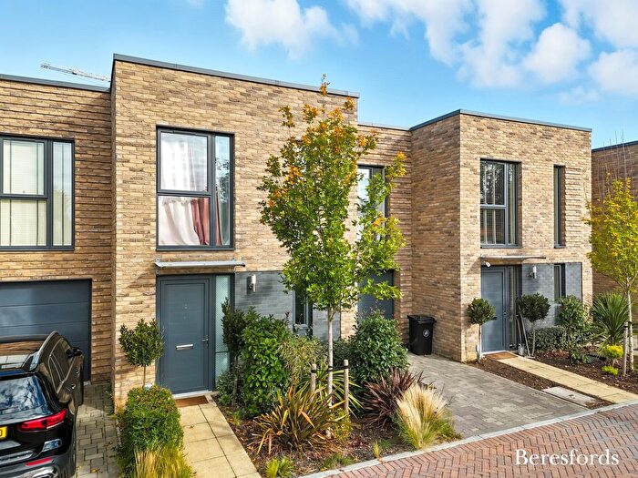 3 Bedroom Terraced House For Sale In Falcon Drive, Great Warley, CM13