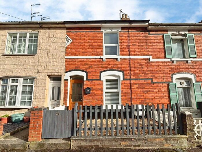 2 Bedroom Terraced House For Sale In Redcliffe Street, Swindon, Wiltshire, SN2