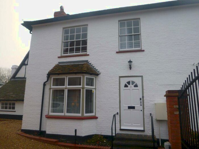 2 Bedroom Apartment To Rent In Bedford Road, Barton Le Clay, MK45