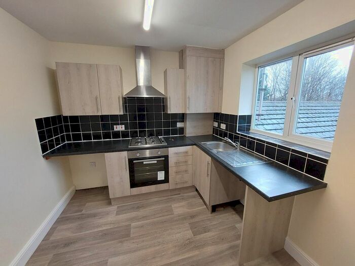 1 Bedroom Flat To Rent In Hollings Villas, Brockhurst Way, Rotherham, S65