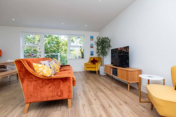 2 Bedroom Apartment To Rent In Tower Road, Branksome Park, Poole, BH13