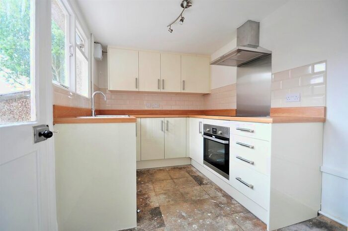 2 Bedroom Semi-Detached House To Rent In Woolwich Road, Bexleyheath, DA7