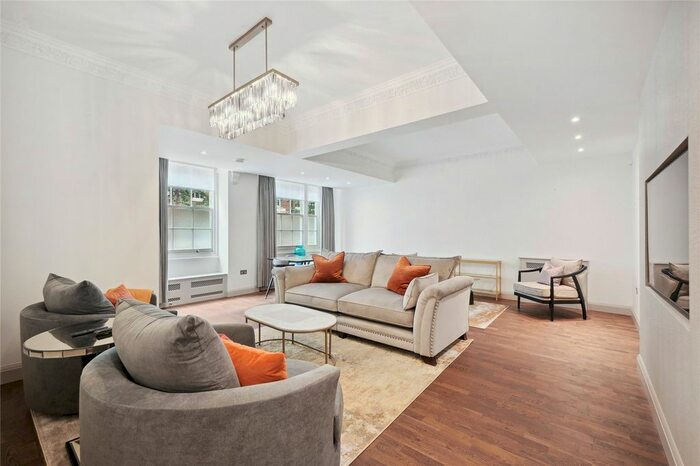 4 Bedroom Flat To Rent In George Street, London, W1H