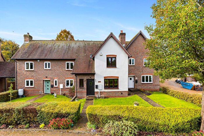 3 Bedroom Terraced House For Sale In Ref: Gk - Millfields Crescent, Charlwood, RH6