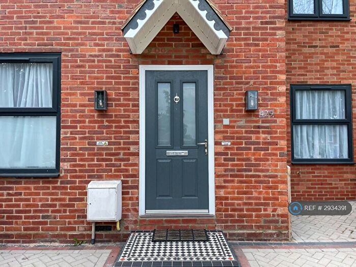 1 Bedroom Flat To Rent In Green Wrythe Lane, Carshalton, SM5