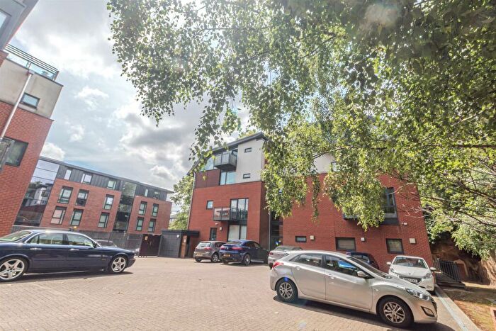 1 Bedroom Apartment To Rent In Castle Boulevard, Nottingham, NG7