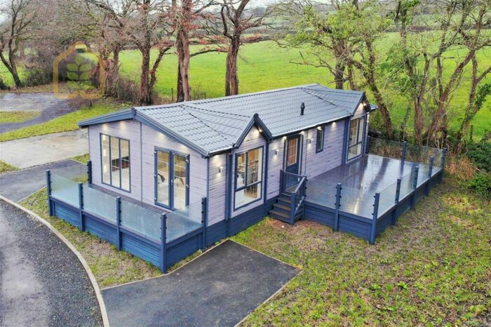 2 Bedroom Park Home For Sale In Llanerch Y Mor, Holywell, CH8