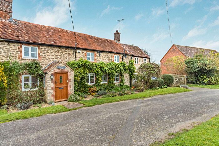 4 Bedroom Semi-Detached House For Sale In Digging Lane, Fyfield, Abingdon, OX13