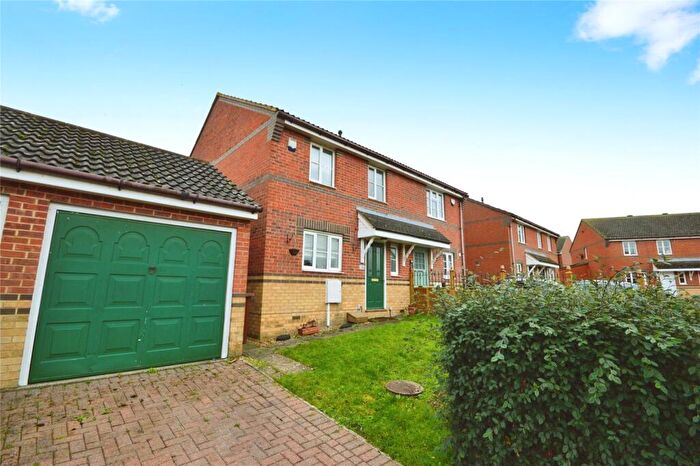 3 Bedroom Semi Detached House For Sale In Holmes Close, High Halstow, Rochester, Kent, ME3