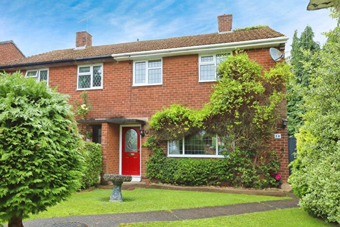 3 Bedroom Semi-Detached House For Sale In South Close, Unstone, Dronfield, Derbyshire, S18