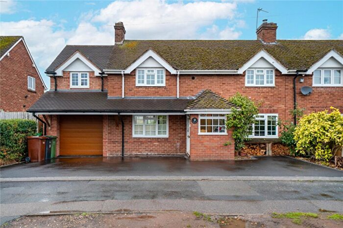 4 Bedroom Semi Detached House For Sale In Highfield Road, Cookley, Kidderminster, Worcestershire, DY10