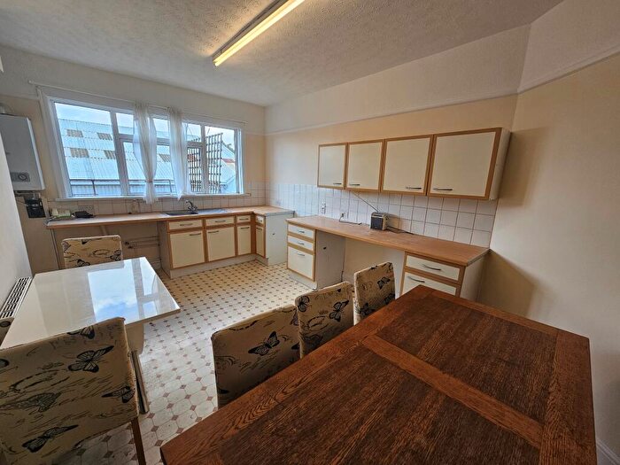 3 Bedroom Apartment To Rent In Shirley Road, Southampton, SO15