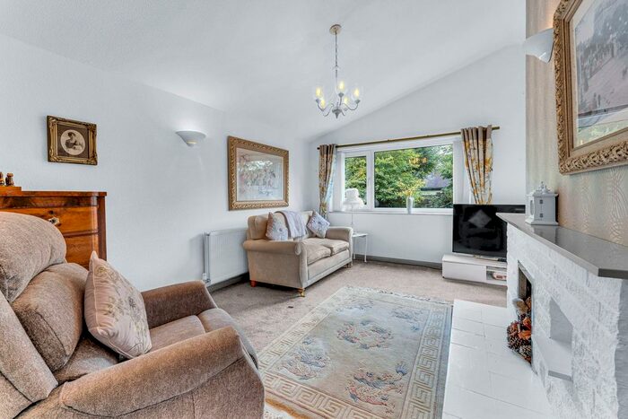 3 Bedroom Detached Bungalow For Sale In Springwater Avenue, Holcombe Brook, Ramsbottom, BL0