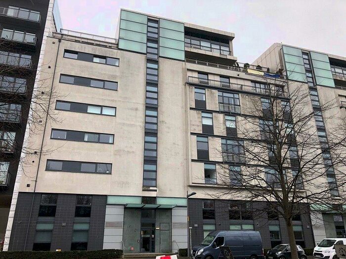 2 Bedroom Apartment To Rent In Glasgow Harbour Terrace, Glasgow, G11