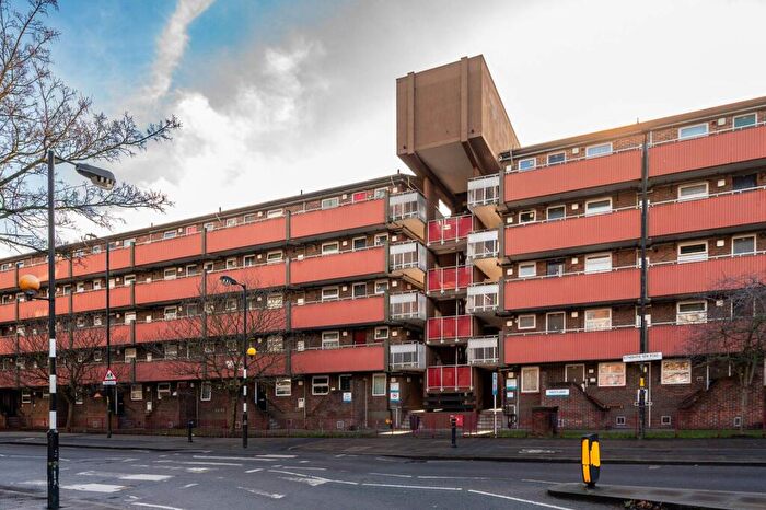 2 Bedroom Flat For Sale In Rotherhithe New Road, South Bermondsey, London, SE16