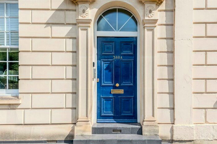 2 Bedroom Flat To Rent In Hotwell Road, Bristol, BS8