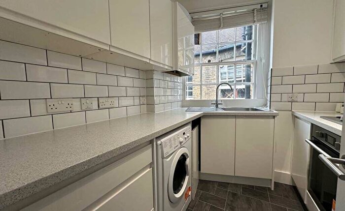 2 Bedroom Apartment To Rent In Wooler Street, London, SE17