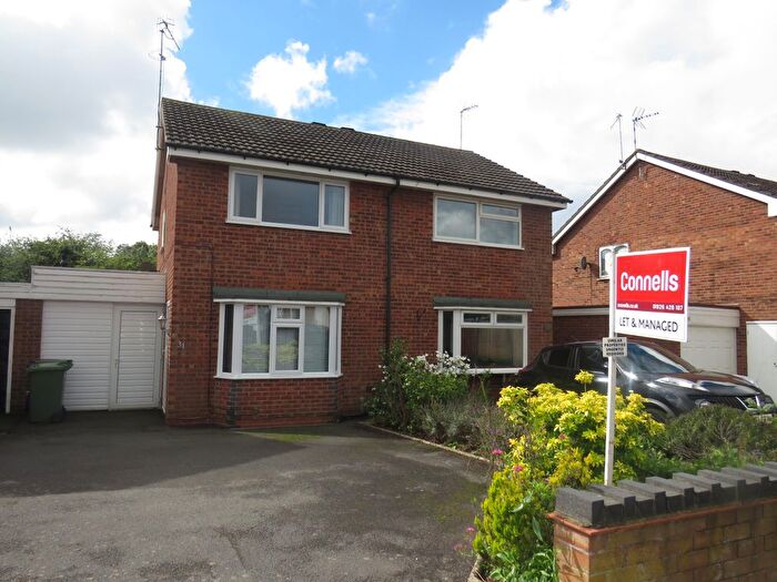 2 Bedroom Property To Rent In Kirby Avenue, Warwick, CV34